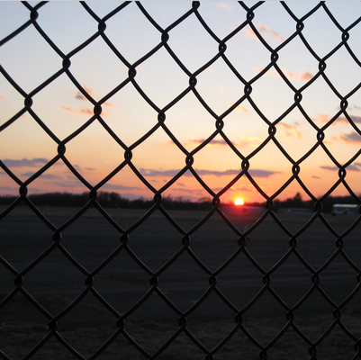 Elmas Desen Açılış 25mm Havaalanı Güvenliği Paslanmaz Çelik Zincir Örgü Çit