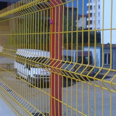 Galvanizli Çelik V Bükme Eğimli 3d Kaynaklı Hasır Eskrim 1530mm Yükseklik