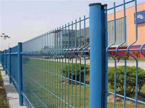 ISO9001 3d Eğimli Hasır Çit 4ft Kolay Montaj Pas Direnci
