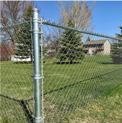 4mm çaplı pvc kaplı zincir bağlantı çit ruloları 6ft galvanizli hat direği